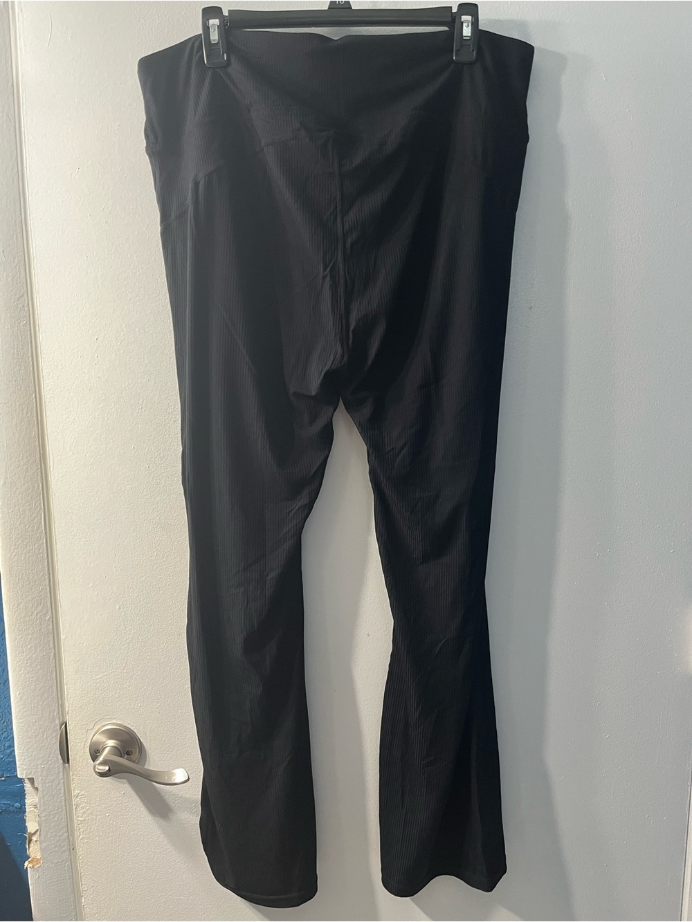 Women's Black Ribbed Stretch High-Waist Leggings - Picture 3 of 3